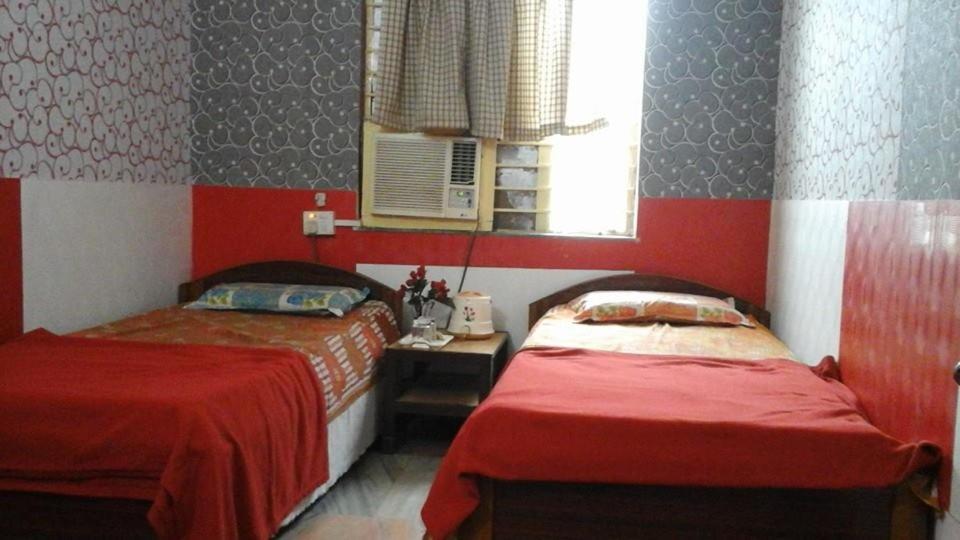 Hotel Guru Kripa Dzsamsedpur Kültér fotó